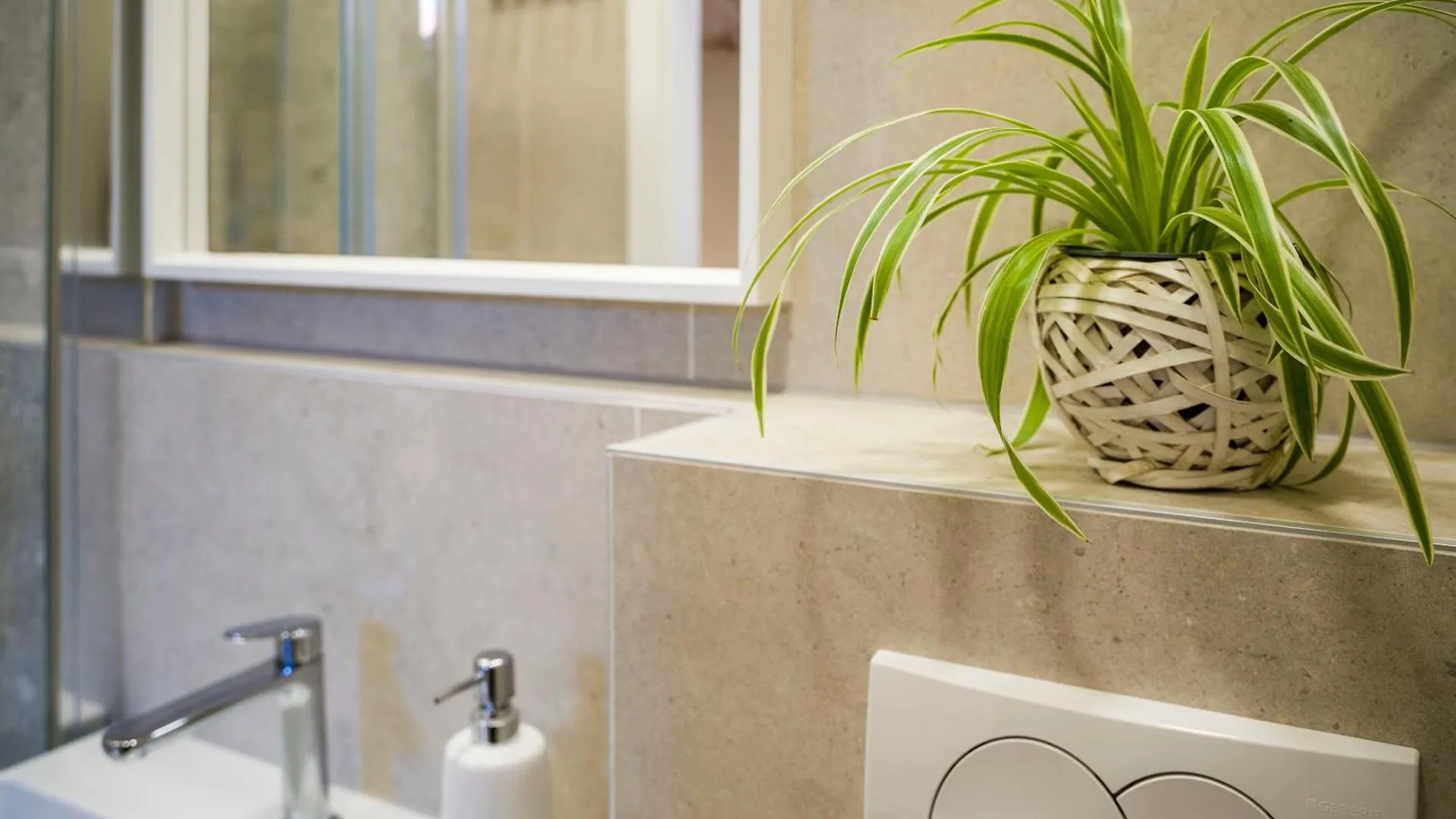 Hidden Luxury Residence 2Br With Terrace Split Appartement